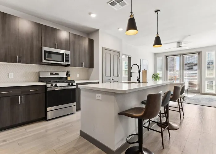 Apartment Cozysuites At Rey Phoenix