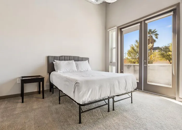 Cozysuites At Rey Phoenix