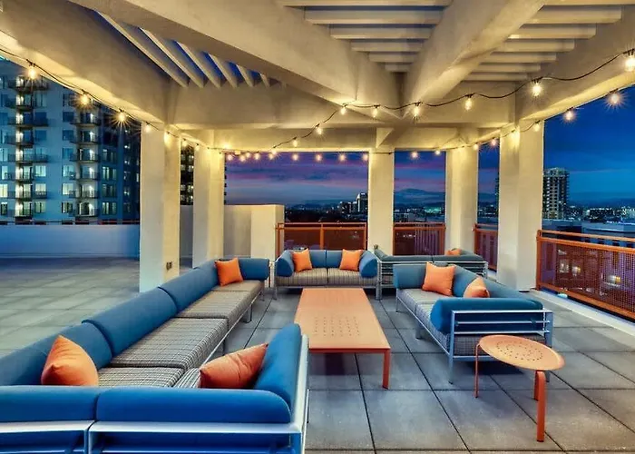 Cozysuites At Rey Apartment Phoenix