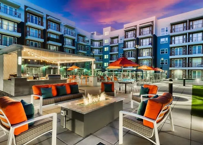 Apartment Cozysuites At Rey Phoenix