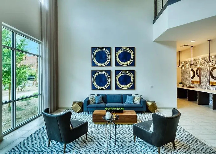 Cozysuites At Rey Phoenix