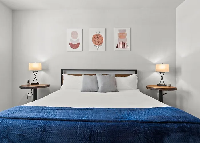 Cozysuites At Rey Phoenix