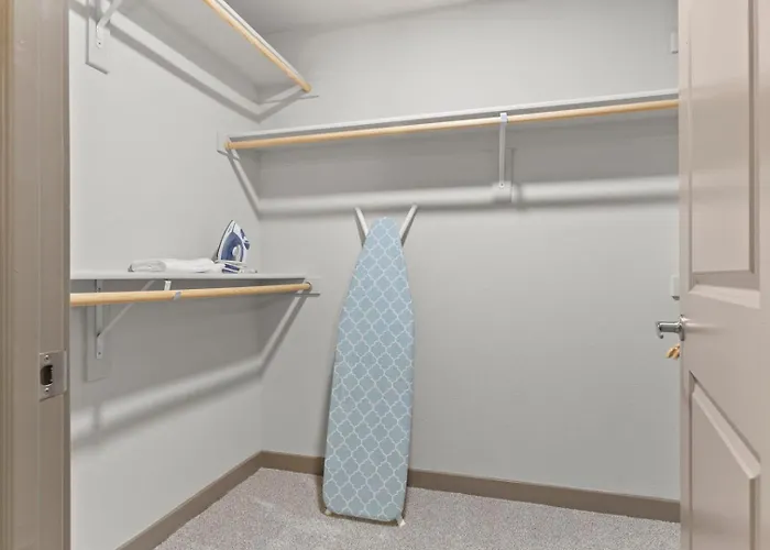 Apartment Cozysuites At Rey Phoenix
